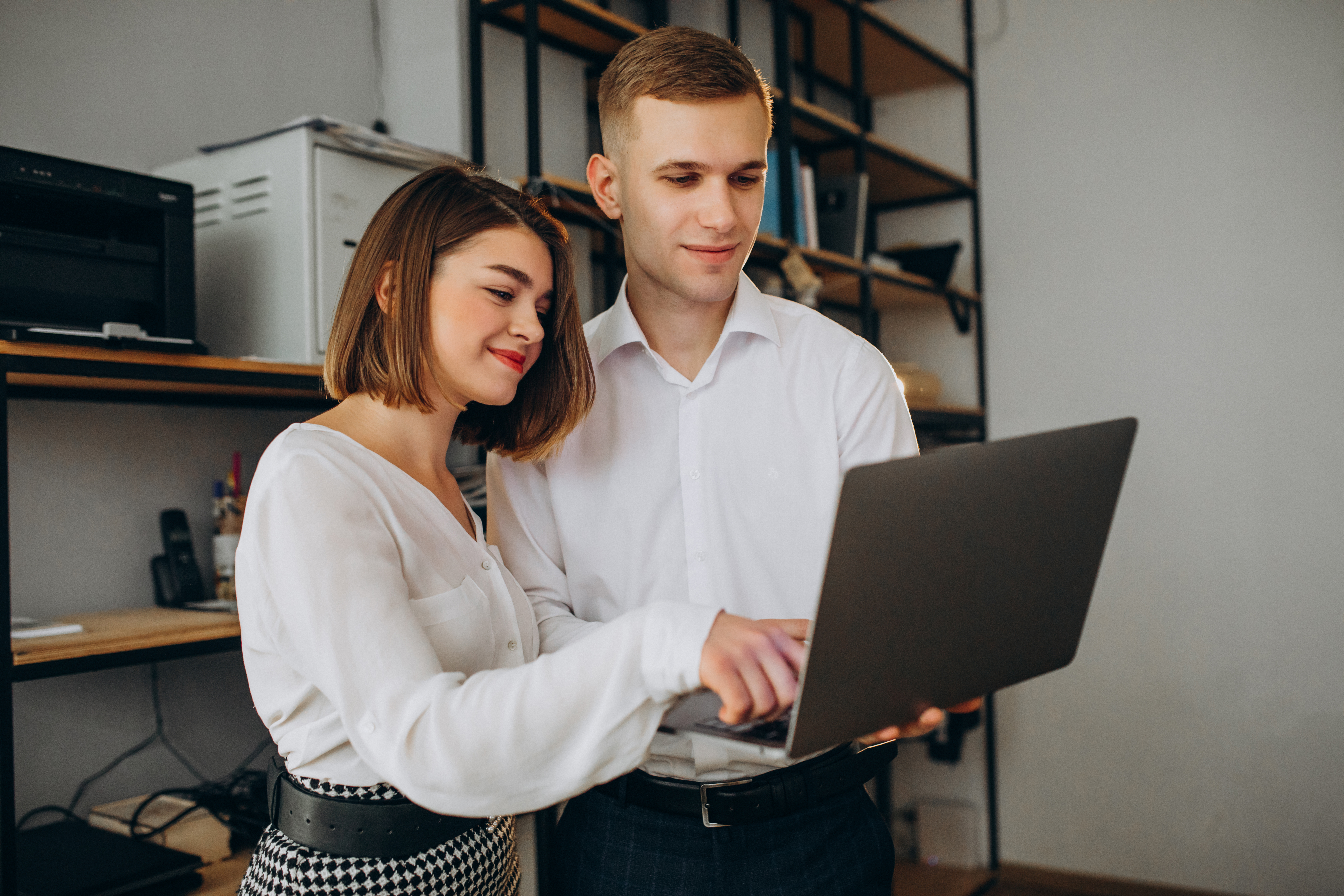 female-male-collegues-working-office